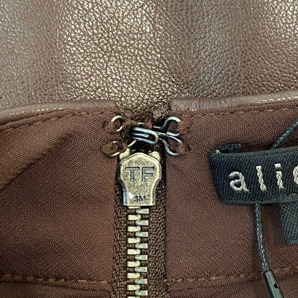 Alice + Olivia Hera Back Zip Short Espresso - Picture 9 of 13